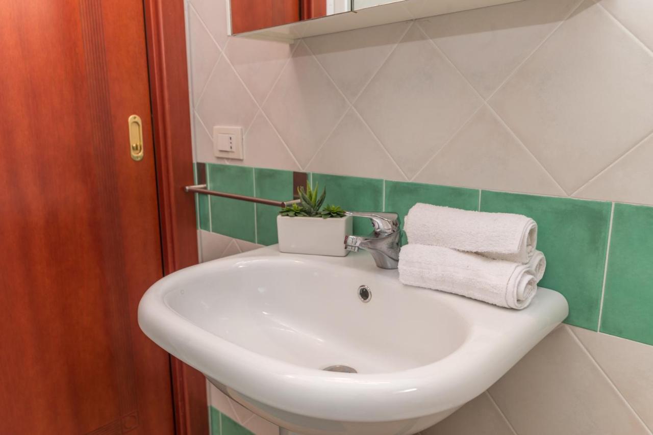 Appartamento Glori House 50m From Marina Di - Happy